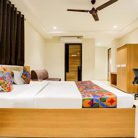 Fabhotel Mansarovar Inn Raipur  Exterior photo